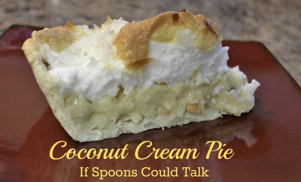 Coconut Cream Pie, an easy cream pie with a lot of tasty coconut flakes covered in a toasted meringue. Every coconut fan will love this.